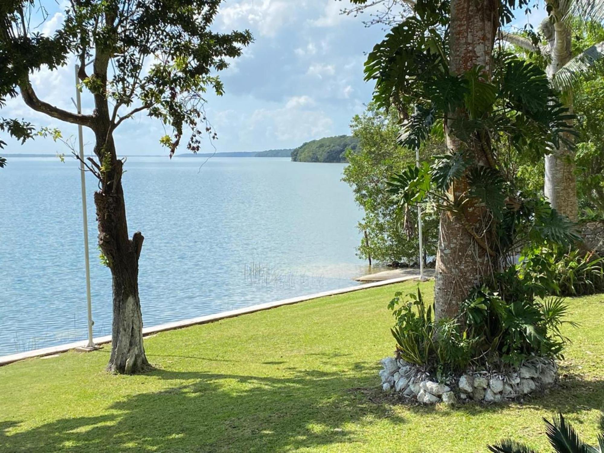 Coras Place Bacalar Lagoon Front Exterior photo